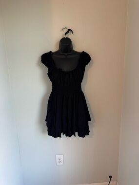 Urban Outfitters Black Smocked Puff Sleeve Romper Size M